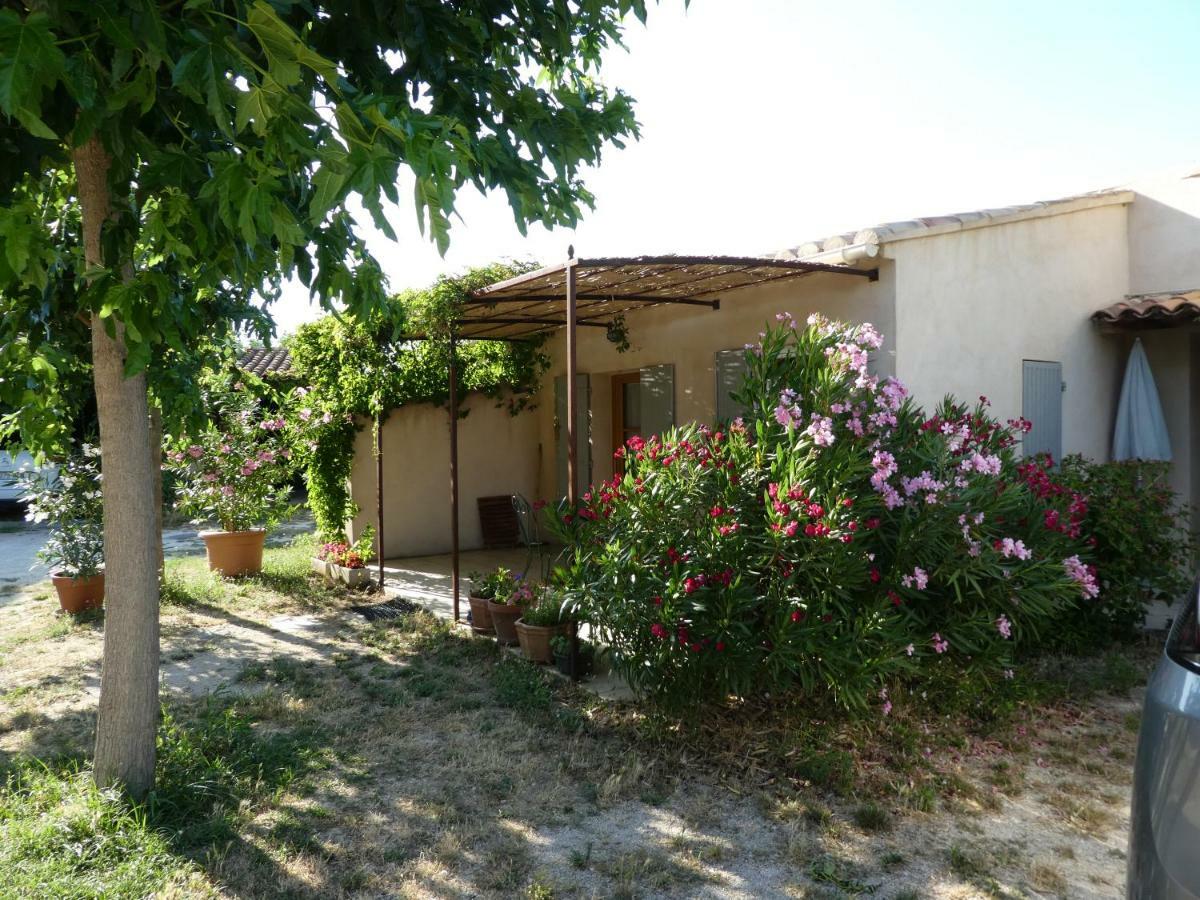 Les Biguieres Guest House Maubec  Bagian luar foto